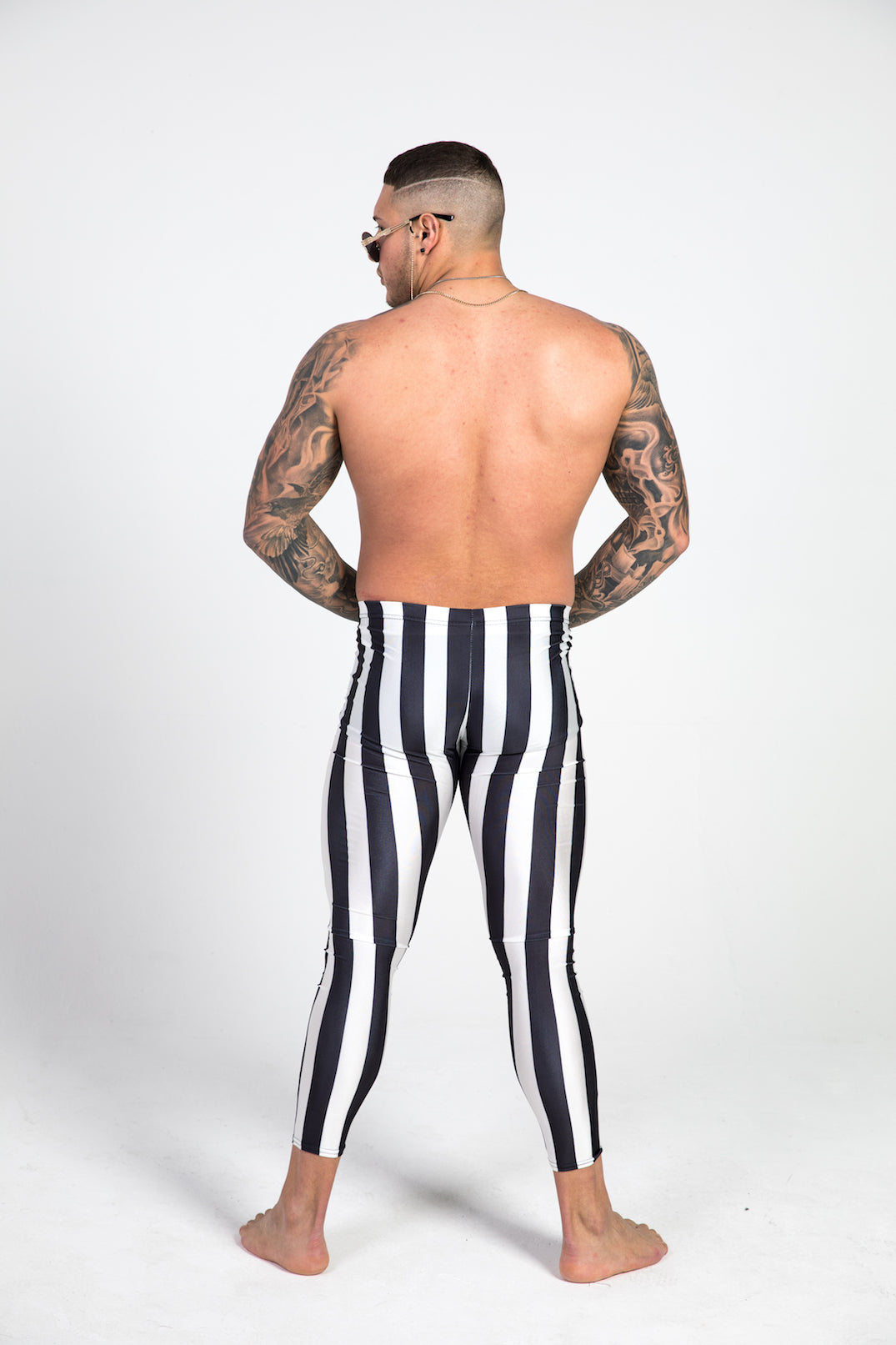 back black and white striped leggings